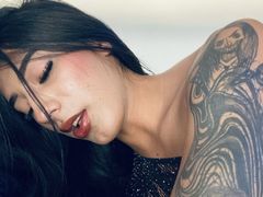 MiaStefy - female with brown hair webcam at LiveJasmin