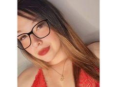 MiaWallty - blond female with  big tits webcam at LiveJasmin