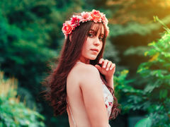 MiaWein - female with brown hair webcam at LiveJasmin