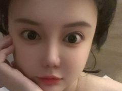 Miazhan from LiveJasmin