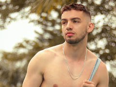 MichaelMagno from LiveJasmin