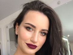 HelenBrucks - female with black hair and  big tits webcam at LiveJasmin