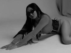 MienKim - female with black hair and  big tits webcam at LiveJasmin