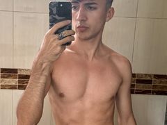 MiguelGrisales - male webcam at LiveJasmin
