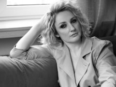 MijaStar - blond female webcam at LiveJasmin