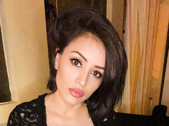 MilaCila - female with brown hair and  big tits webcam at LiveJasmin