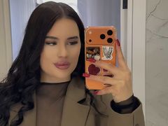 MilaCrew from LiveJasmin