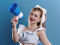 MilanaBalmain - female with brown hair webcam at LiveJasmin