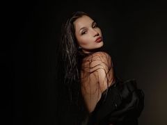 MilaniaGold from LiveJasmin