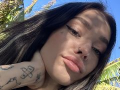 MilkBrown - female with brown hair webcam at LiveJasmin
