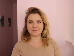 MillSweet from LiveJasmin
