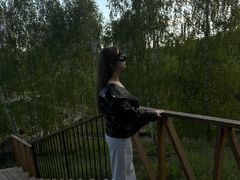 MillaHarris - female with brown hair webcam at LiveJasmin