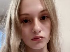 MillsAlice from LiveJasmin