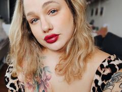 EmmaPeony - blond female with  big tits webcam at ImLive