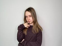 MinhLenior from LiveJasmin