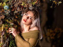 MinminMist - blond female with  big tits webcam at LiveJasmin