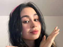 MinnieMile from LiveJasmin