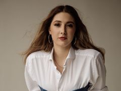 MiraFaith - female with brown hair webcam at LiveJasmin