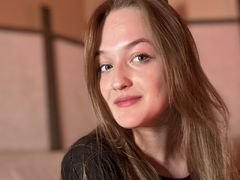 MiraSalt from LiveJasmin