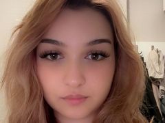 MirianTero - female with brown hair webcam at LiveJasmin