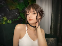 MishelWild from LiveJasmin