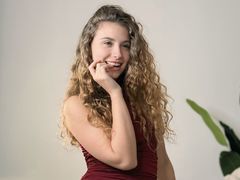 MissJuul - female with red hair webcam at LiveJasmin