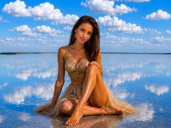 MissyCharm - female with brown hair webcam at LiveJasmin