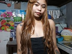 MissyHeinz - female with black hair webcam at LiveJasmin