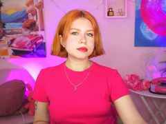 MitsukiLun - female with red hair webcam at LiveJasmin