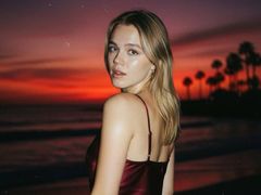 MitzieSabio from LiveJasmin