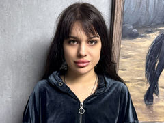 MollyAnt from LiveJasmin