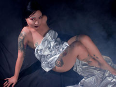 MollyFisher - female with black hair webcam at LiveJasmin