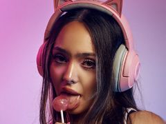 MollyJay - female with red hair and  big tits webcam at LiveJasmin