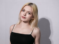 MollyKeith - blond female webcam at LiveJasmin