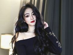 MollyMary - female with black hair and  big tits webcam at LiveJasmin