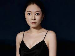 MollyMary - female with black hair and  big tits webcam at LiveJasmin