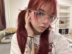 MollyPlatt - female with red hair and  small tits webcam at LiveJasmin