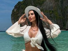 MonaLizza from LiveJasmin