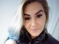 MoniMonika from LiveJasmin