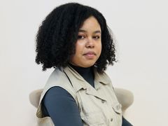 MonicaHuggins - female with brown hair webcam at LiveJasmin