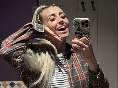 MonicaRiley from LiveJasmin