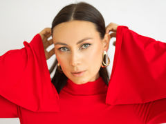 MonikaBelachi - female with brown hair webcam at LiveJasmin