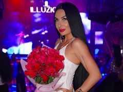 MonikaChilli - female with black hair webcam at LiveJasmin