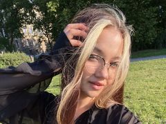 MonikaClaark from LiveJasmin