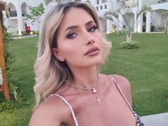 mottykittyyy - blond female with  big tits webcam at LiveJasmin