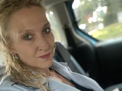 MoniqueWild from LiveJasmin