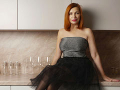 MooreDaisy - female with red hair webcam at LiveJasmin