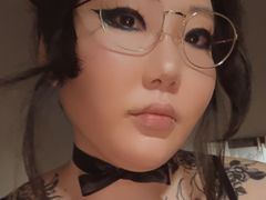 MorgueBerry from LiveJasmin