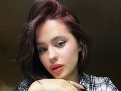MurielGray - female with black hair and  big tits webcam at LiveJasmin