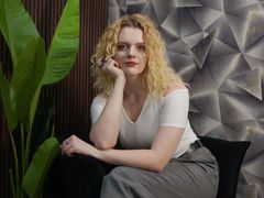 MylaBetts from LiveJasmin